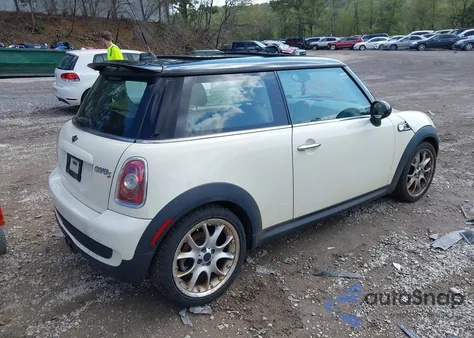 2009 Mini Cooper S из США, поврежденный, VIN WMWMF73559TT99786